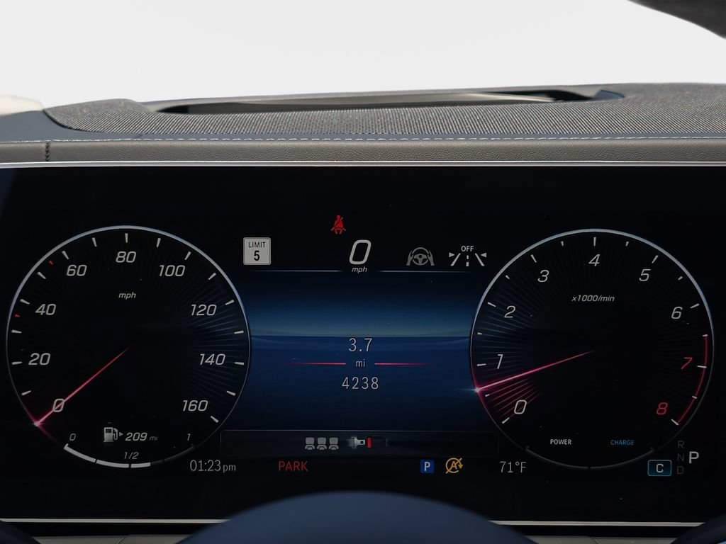 Used 2026 Mercedes-Benz Maybach GLS 600 4MATIC image 22