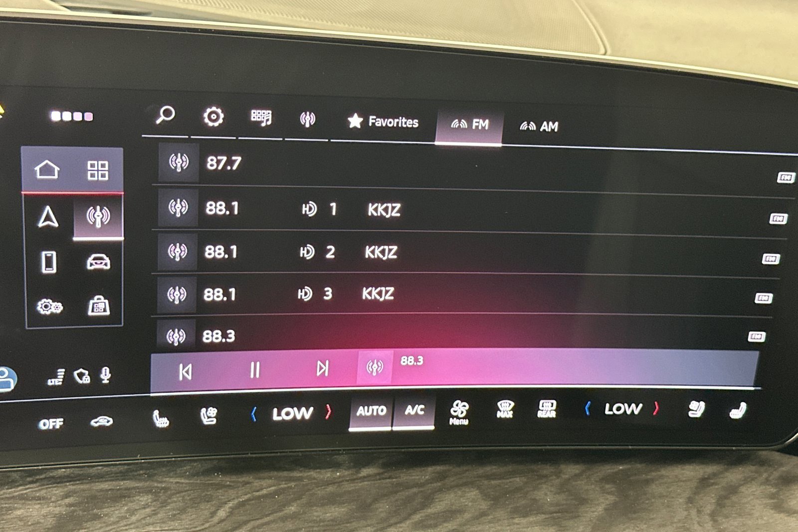 New 2025 Audi Q5 Premium Plus image 17