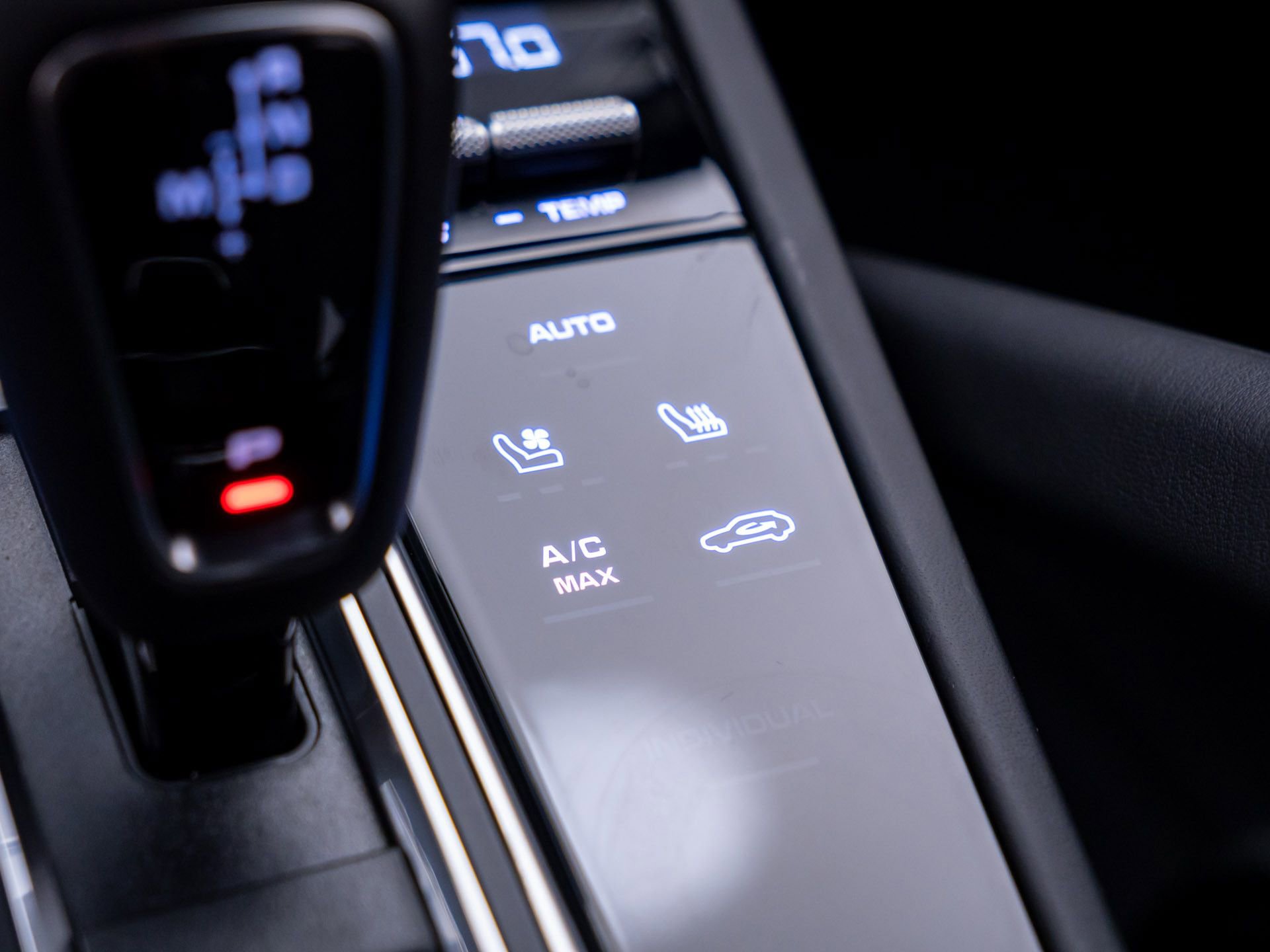 Certified 2022 Porsche Cayenne Turbo GT AWD/4WD image 27