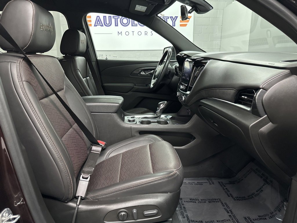 Used 2022 Chevrolet Traverse High Country image 22