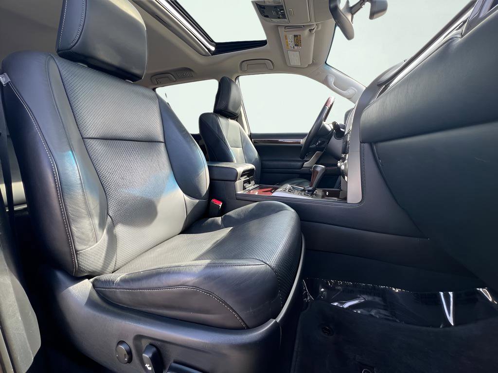 Used 2017 Lexus GX 460 Luxury image 32