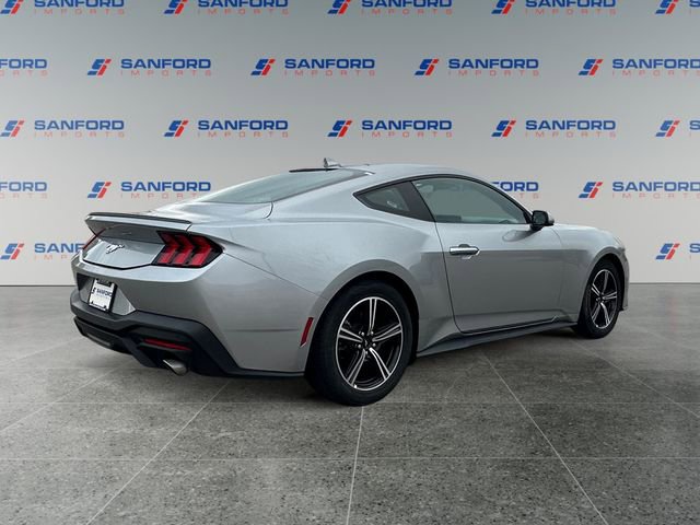 Used 2024 Ford Mustang Premium image 5