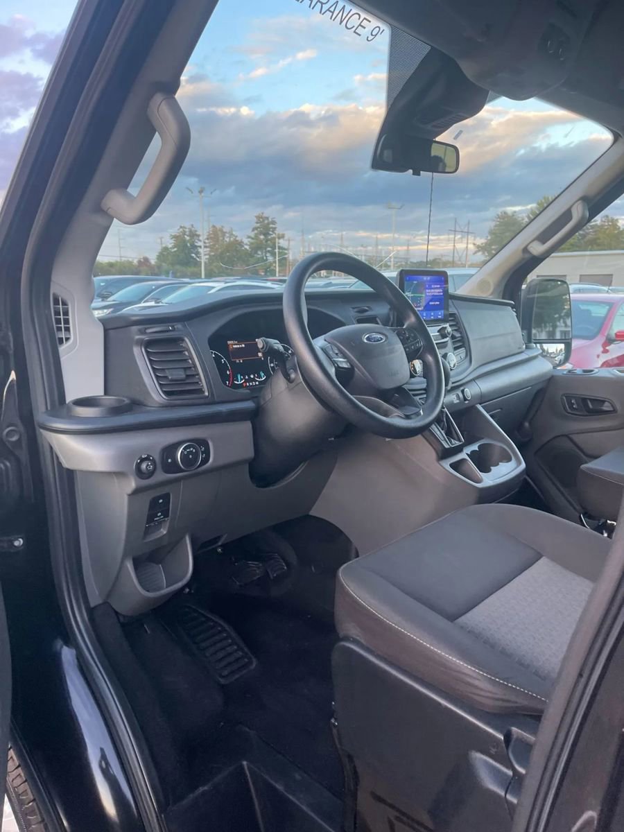 Used 2021 Ford Transit 350 XLT image 10