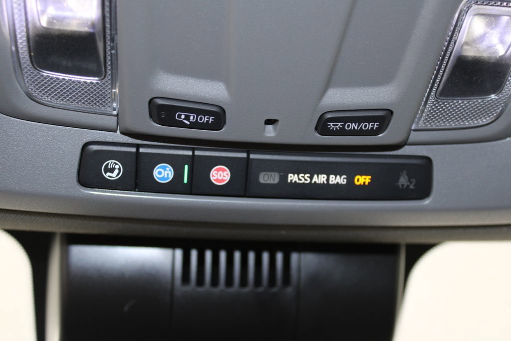 Used 2024 Chevrolet Silverado 1500 Custom image 50