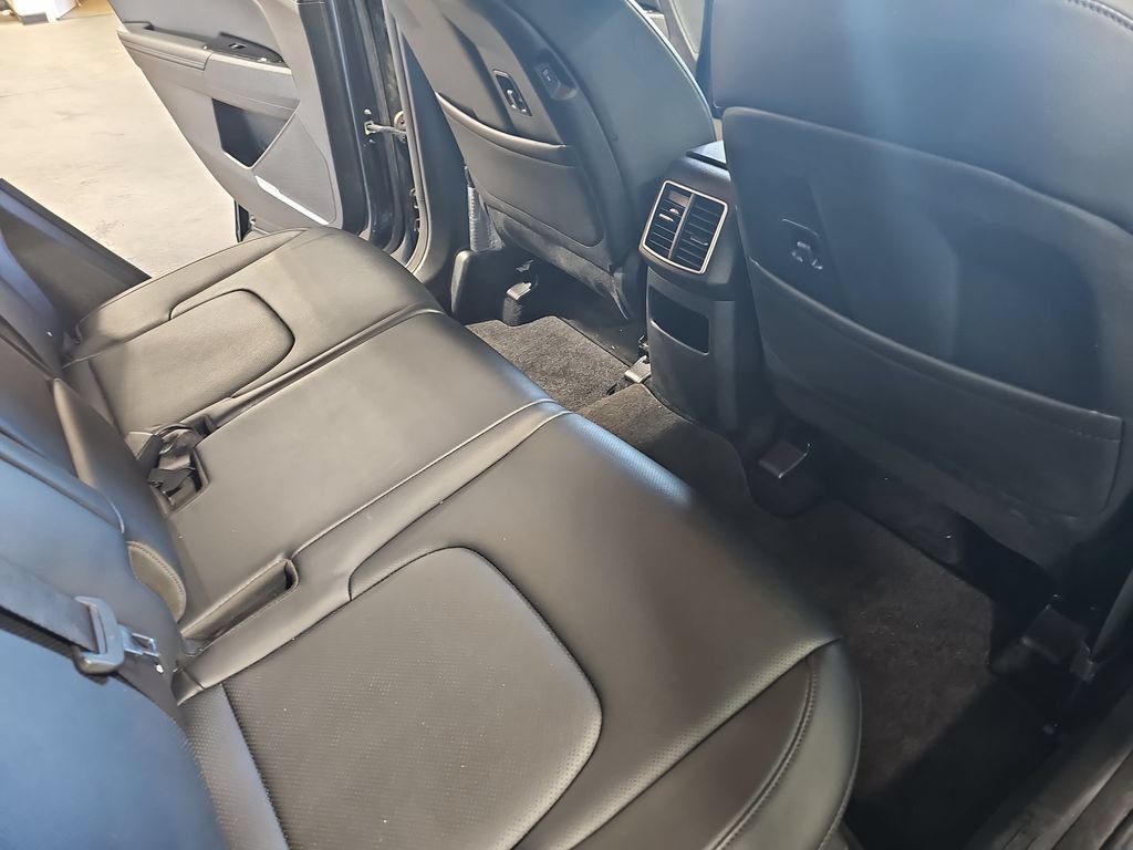 Used 2024 Kia Sportage EX AWD/4WD image 11