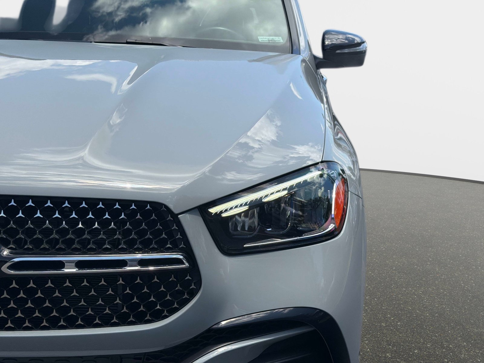 Certified 2024 Mercedes-Benz GLE 450e 4MATIC image 9