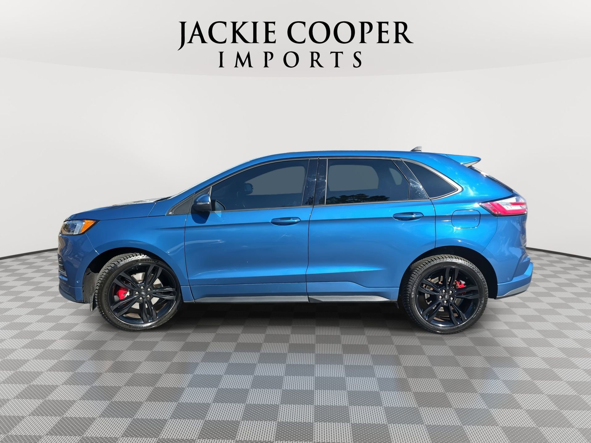 Used 2020 Ford Edge ST w/ Equipment Group 401A image 8