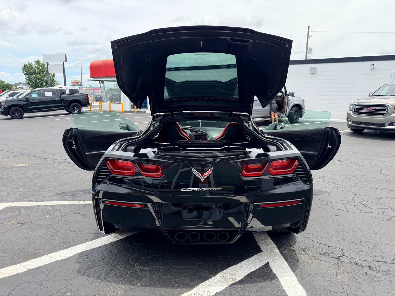 Used 2017 Chevrolet Corvette Stingray Coupe w/ 1LT RWD image 39
