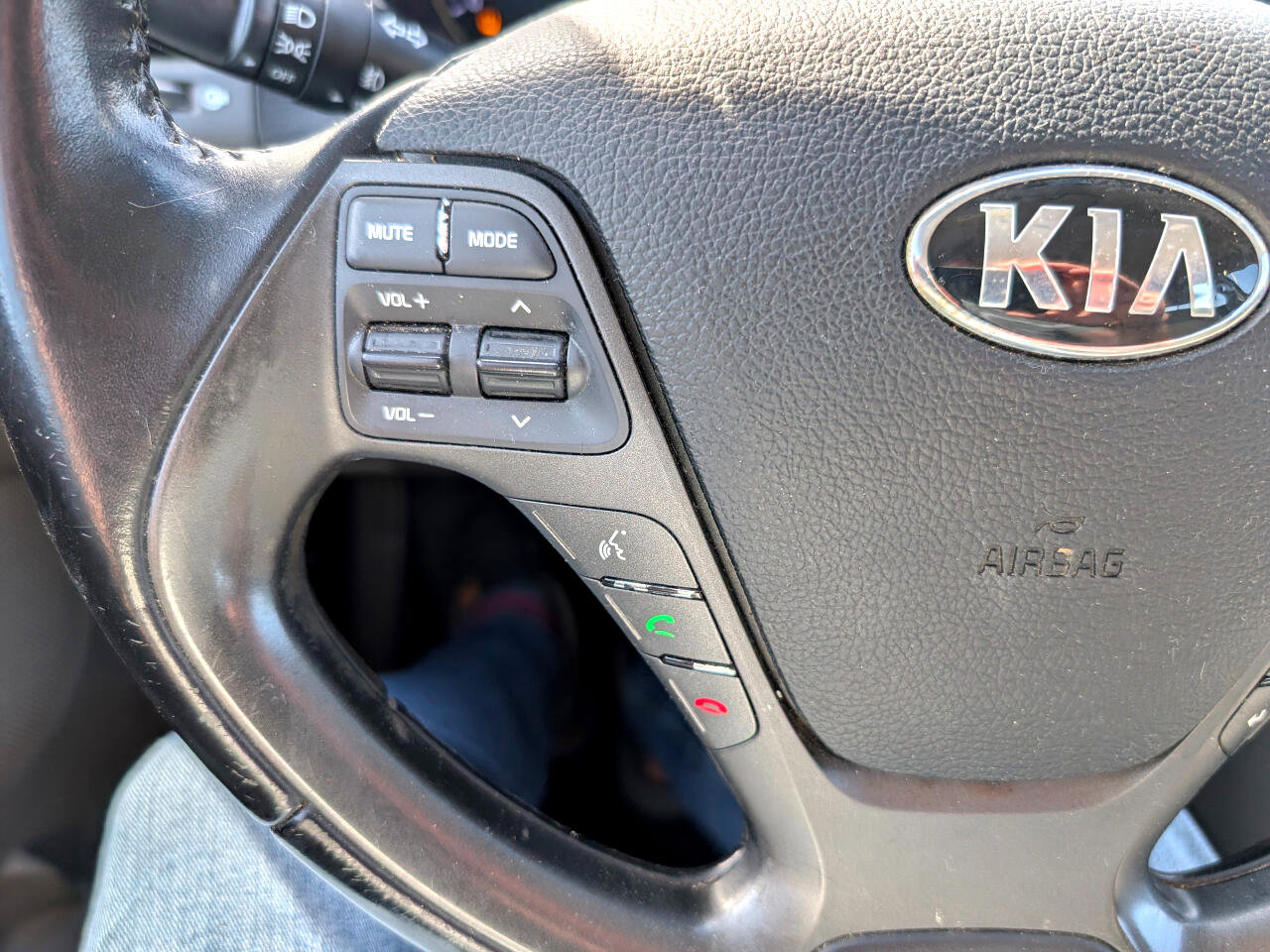 Used 2014 Kia Forte EX image 19