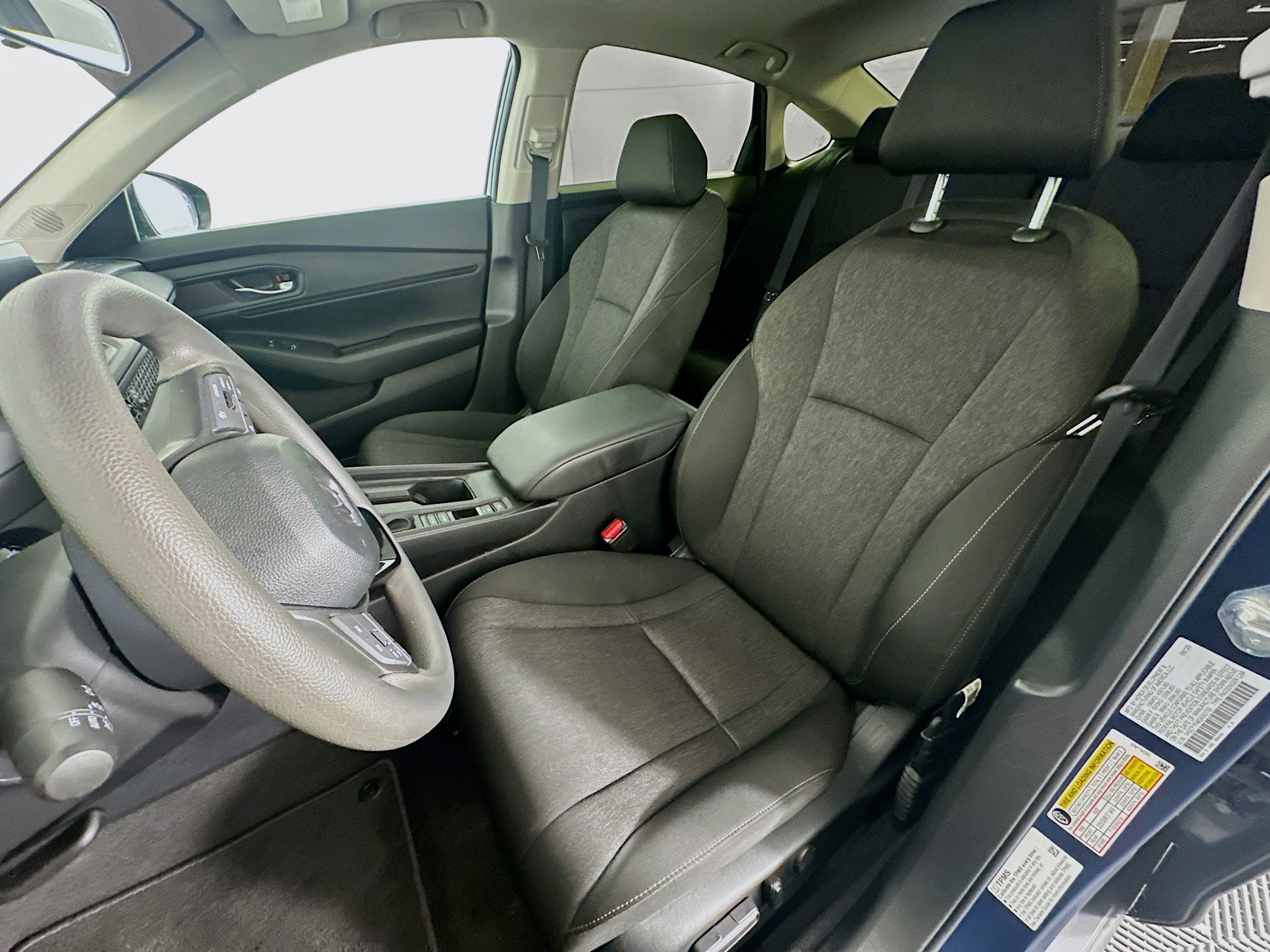 Used 2025 Honda Accord SE image 13