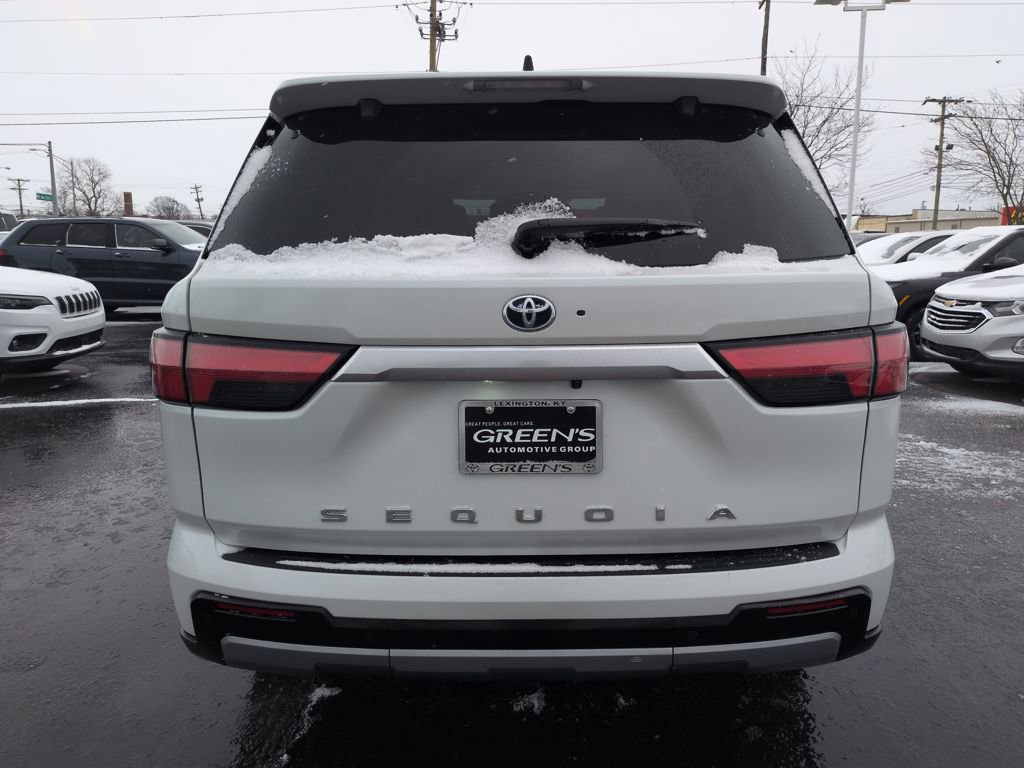 Used 2024 Toyota Sequoia Capstone image 4