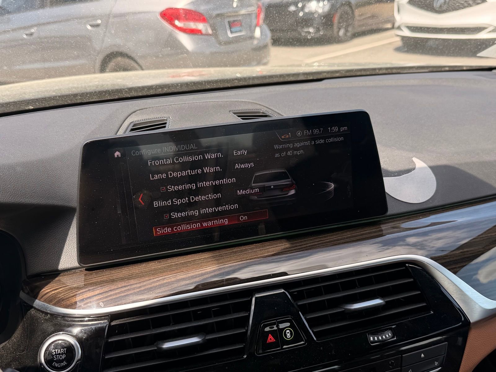 Used 2019 BMW 540i w/ Premium Package image 30