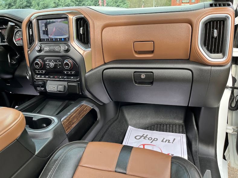 Used 2020 Chevrolet Silverado 3500 High Country w/ Technology Package image 42