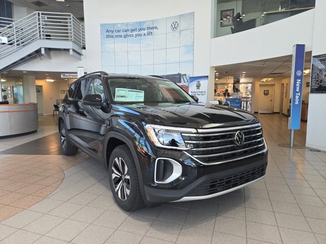 New 2026 Volkswagen Atlas SE image 1
