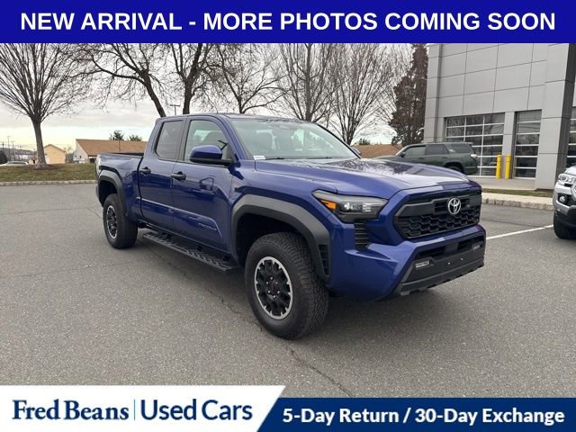 Used 2024 Toyota Tacoma TRD Off-Road image 1