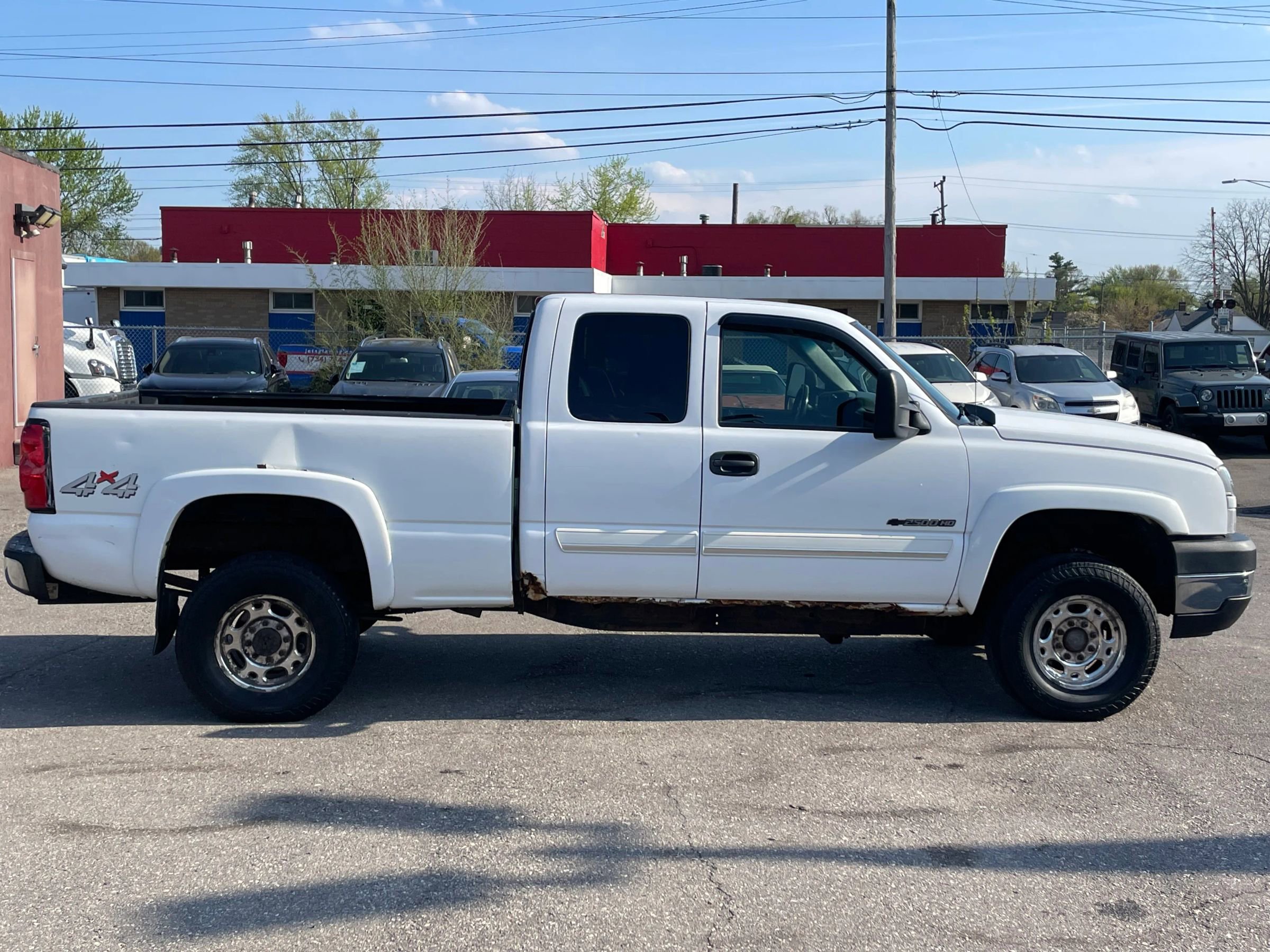 Used 2005 Chevrolet Silverado 2500 LS AWD/4WD image 4