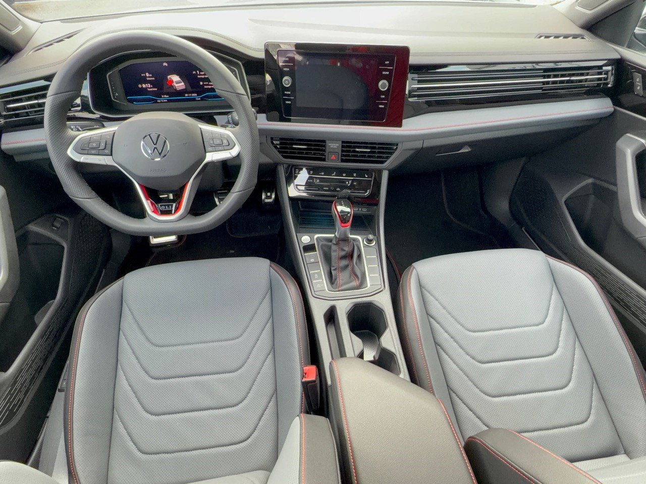 New 2027 Volkswagen Jetta GLI Autobahn FWD image 17