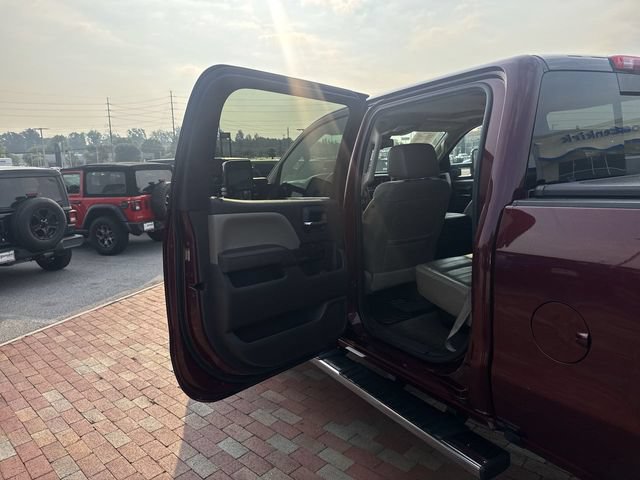 Used 2016 GMC Sierra 2500 Denali w/ Duramax Plus Package AWD/4WD image 27