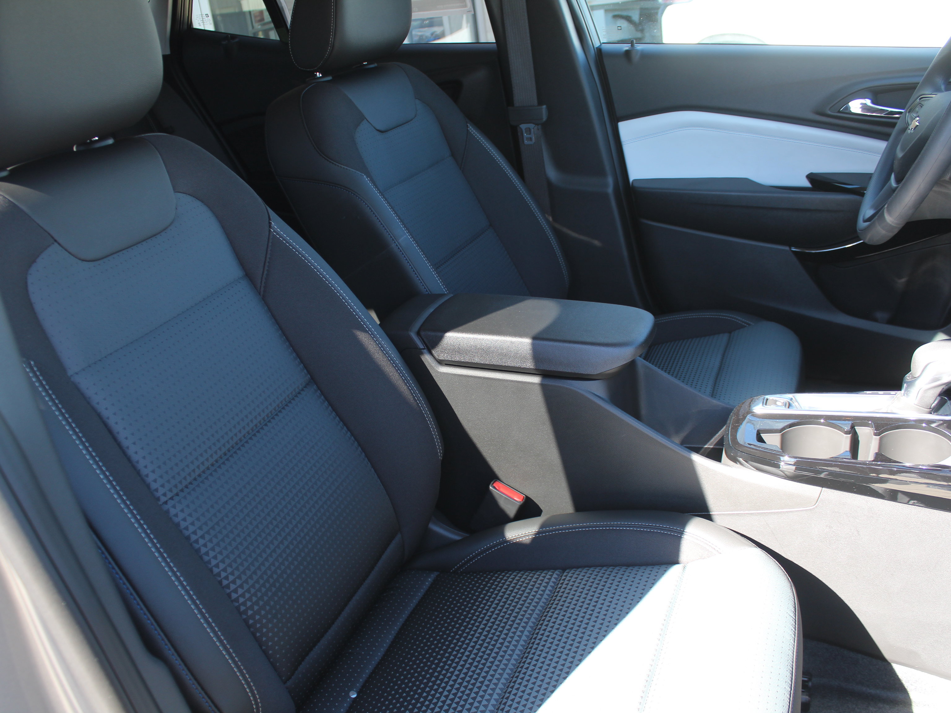 New 2026 Chevrolet Trax LT FWD image 18