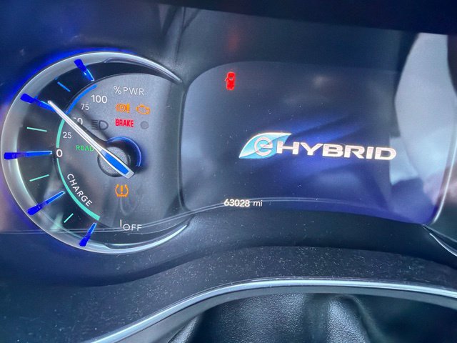 Used 2019 Chrysler Pacifica Limited w/ Advanced Safetytec Group FWD image 5