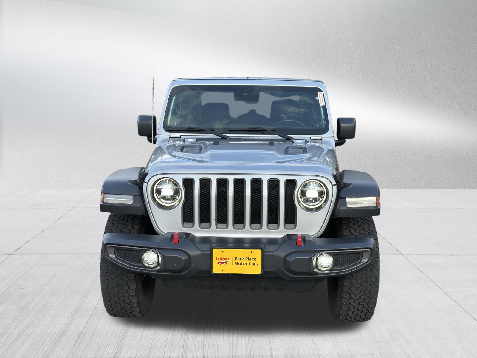 Used 2022 Jeep Wrangler Unlimited Rubicon w/ LED Lighting Group AWD/4WD image 2