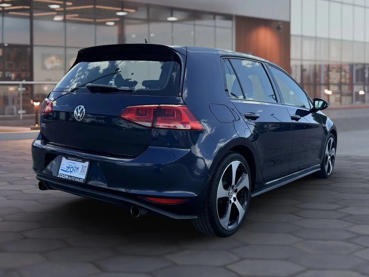 Used 2016 Volkswagen GTI S FWD image 9
