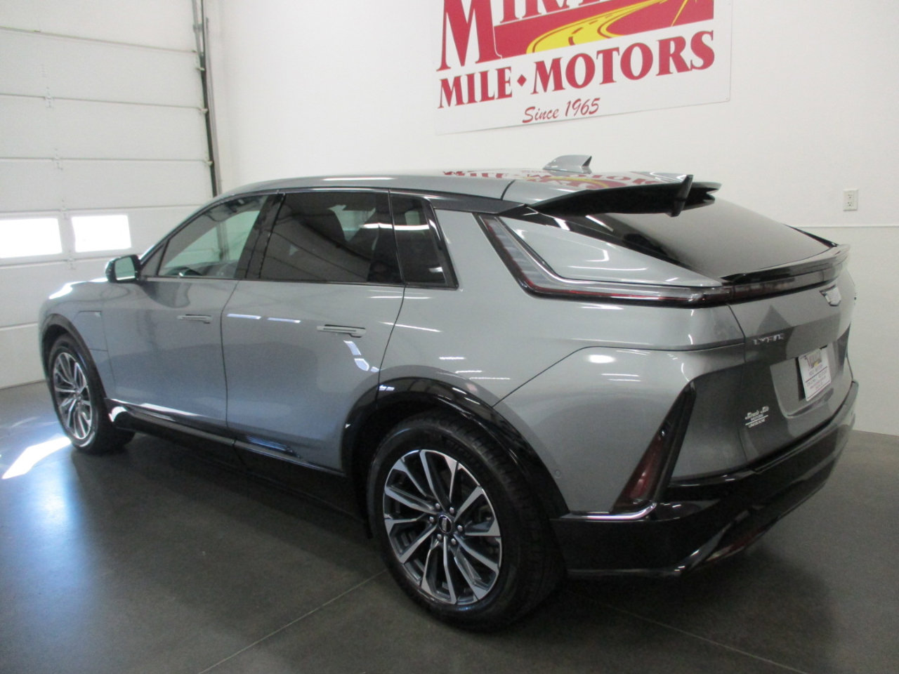 Used 2024 Cadillac Lyriq Sport image 4