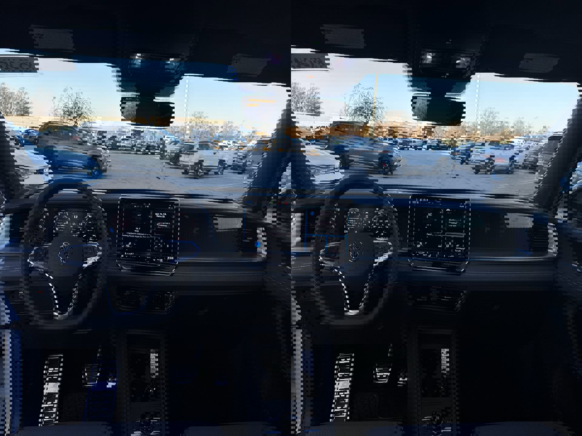 New 2026 Volkswagen Tiguan SE R-Line image 21