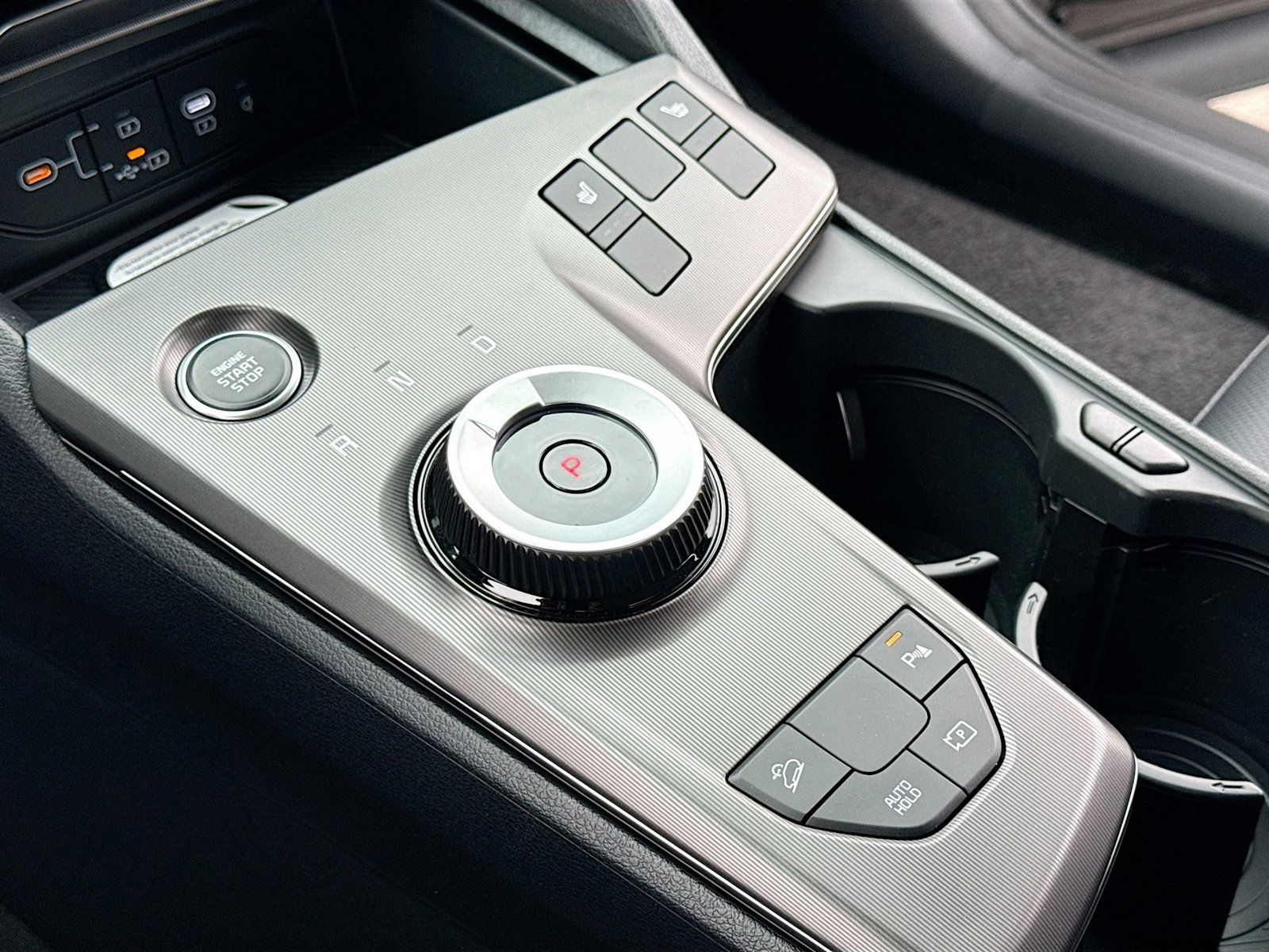 New 2026 Kia Sportage EX AWD/4WD image 11
