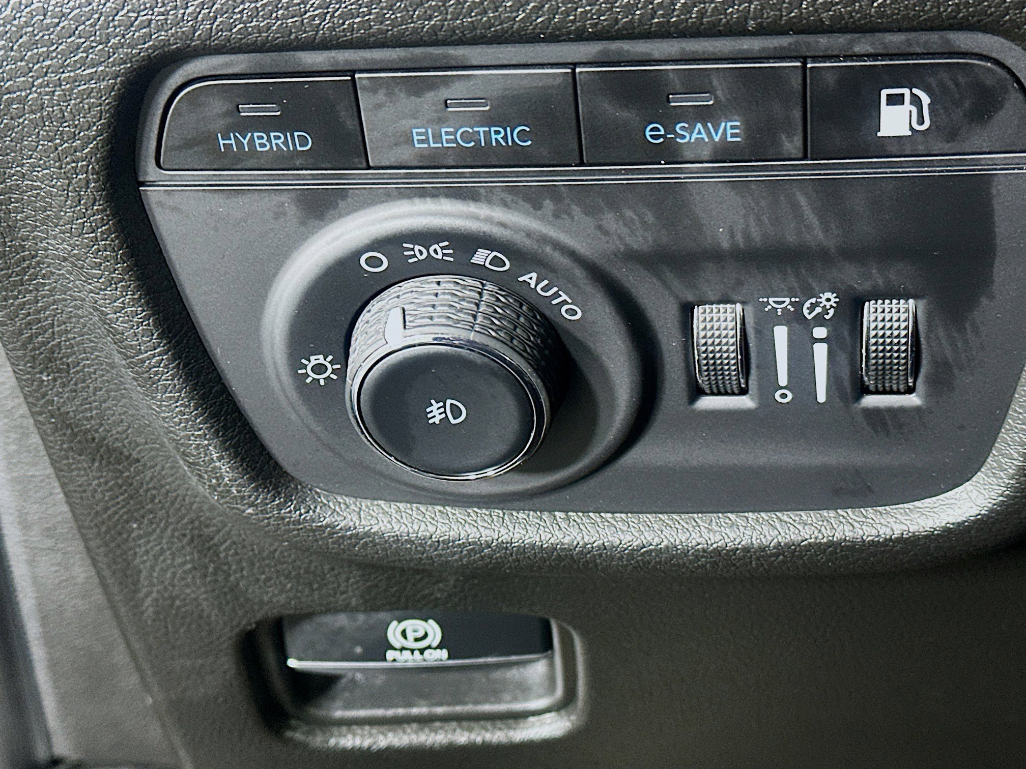 Used 2022 Jeep Grand Cherokee Limited 4xe image 16