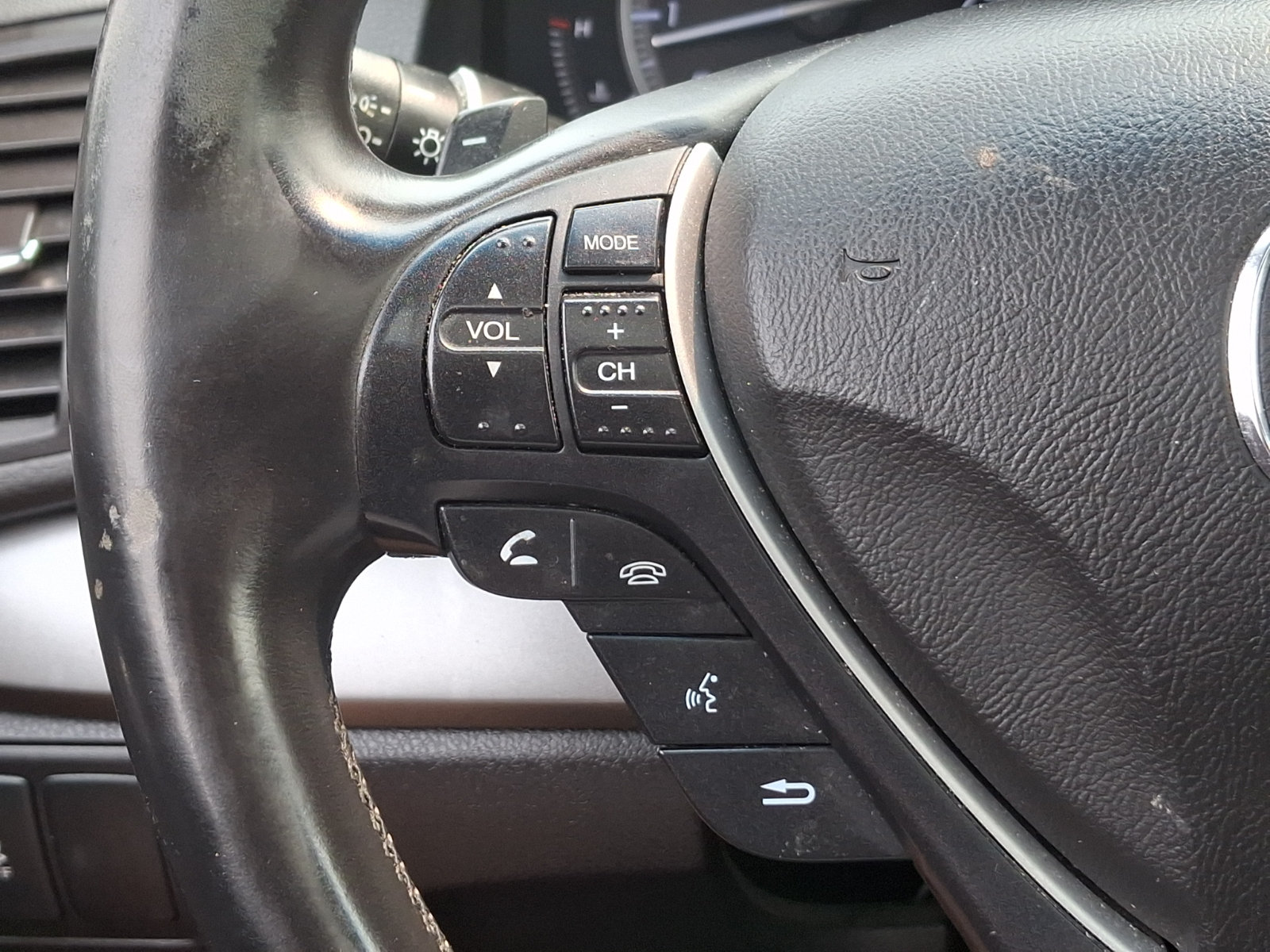 Used 2014 Acura RDX w/ Technology Package AWD/4WD image 22