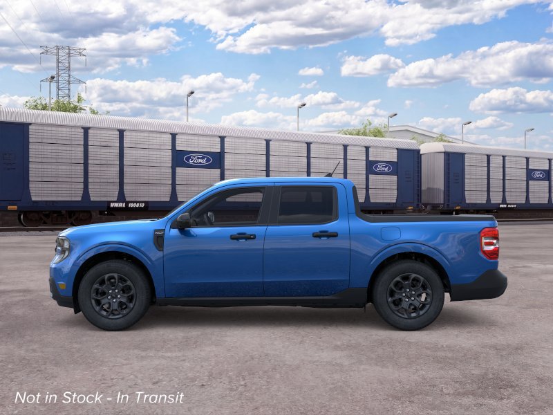 New 2026 Ford Maverick XLT w/ XLT Luxury Package FWD image 3