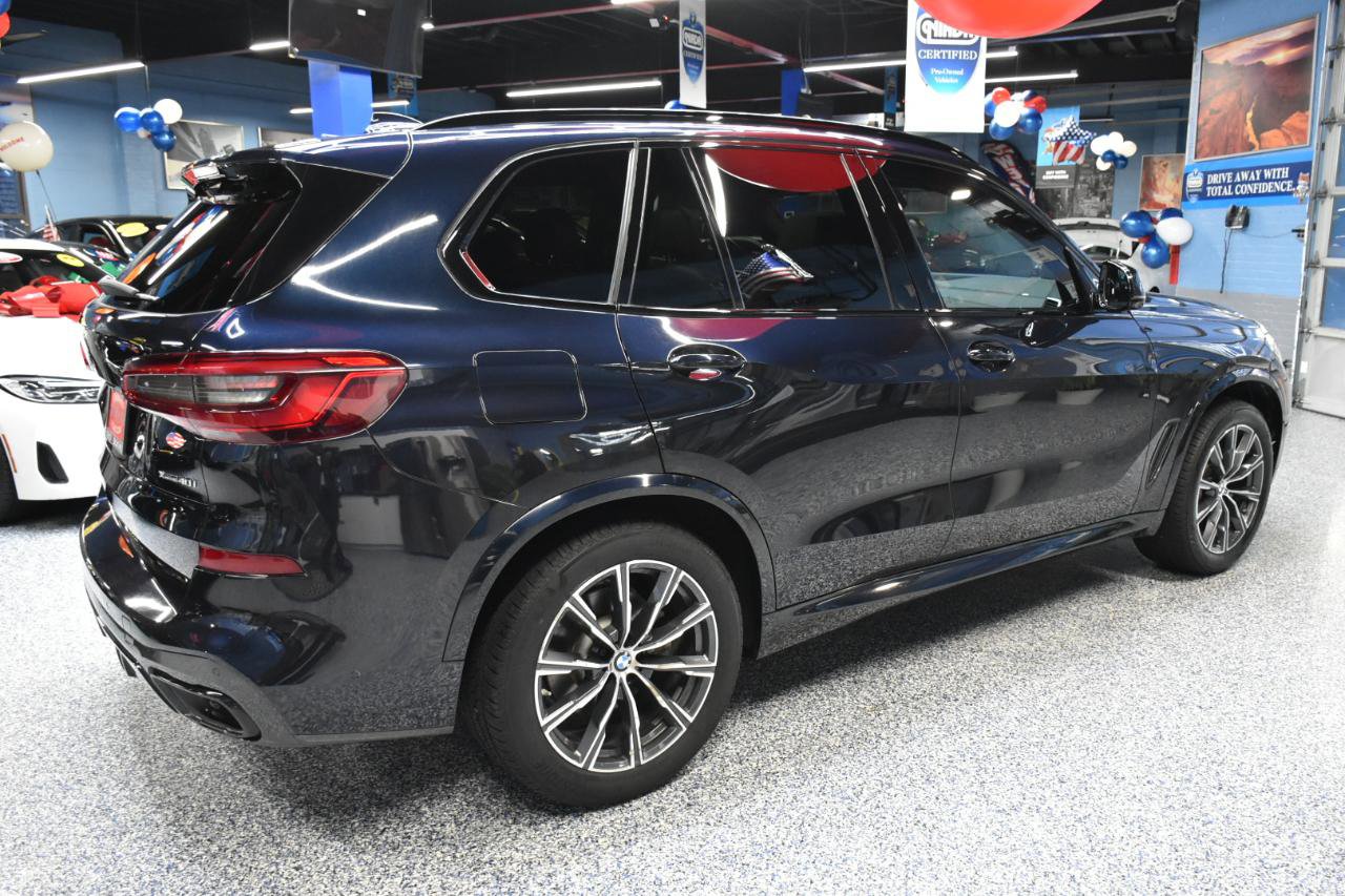 Used 2020 BMW X5 xDrive40i w/ M Sport Package image 3
