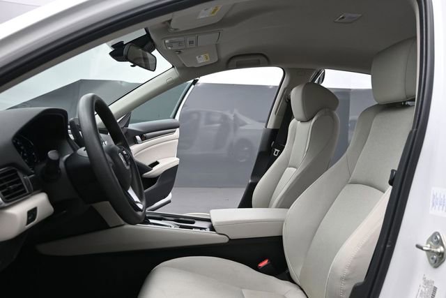 Used 2018 Honda Accord LX image 15