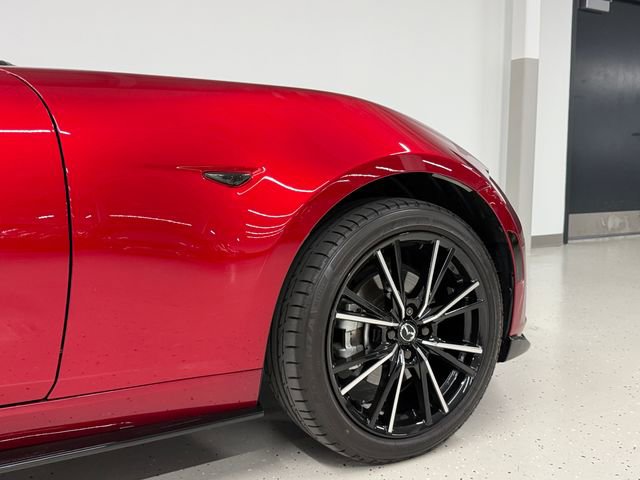 Used 2025 MAZDA MX-5 Miata RF Grand Touring w/ Weather Package RWD image 12