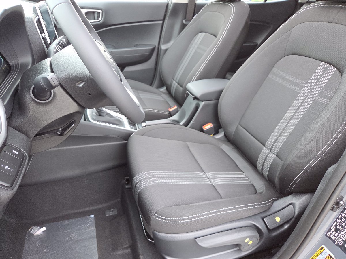 New 2026 Hyundai Venue SEL FWD image 27
