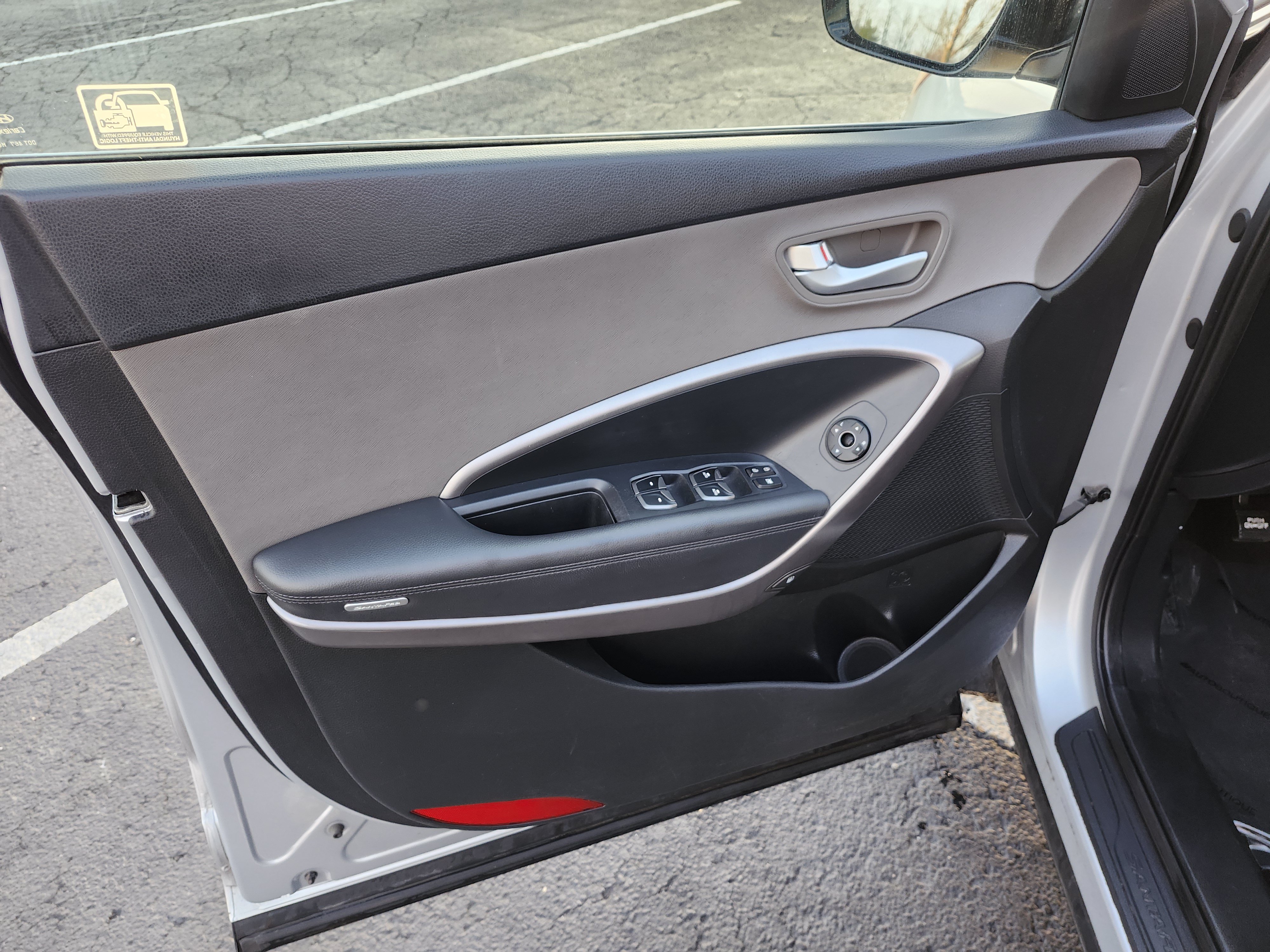Used 2015 Hyundai Santa Fe Sport FWD image 23