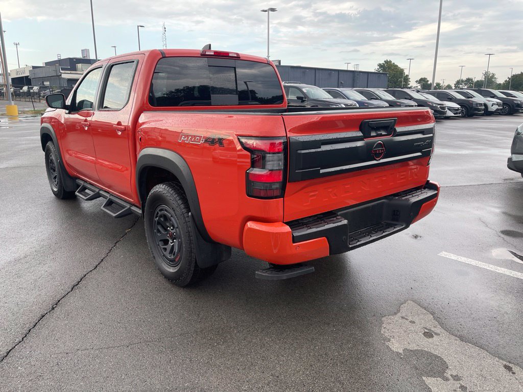 Used 2025 Nissan Frontier PRO-4X AWD/4WD image 7