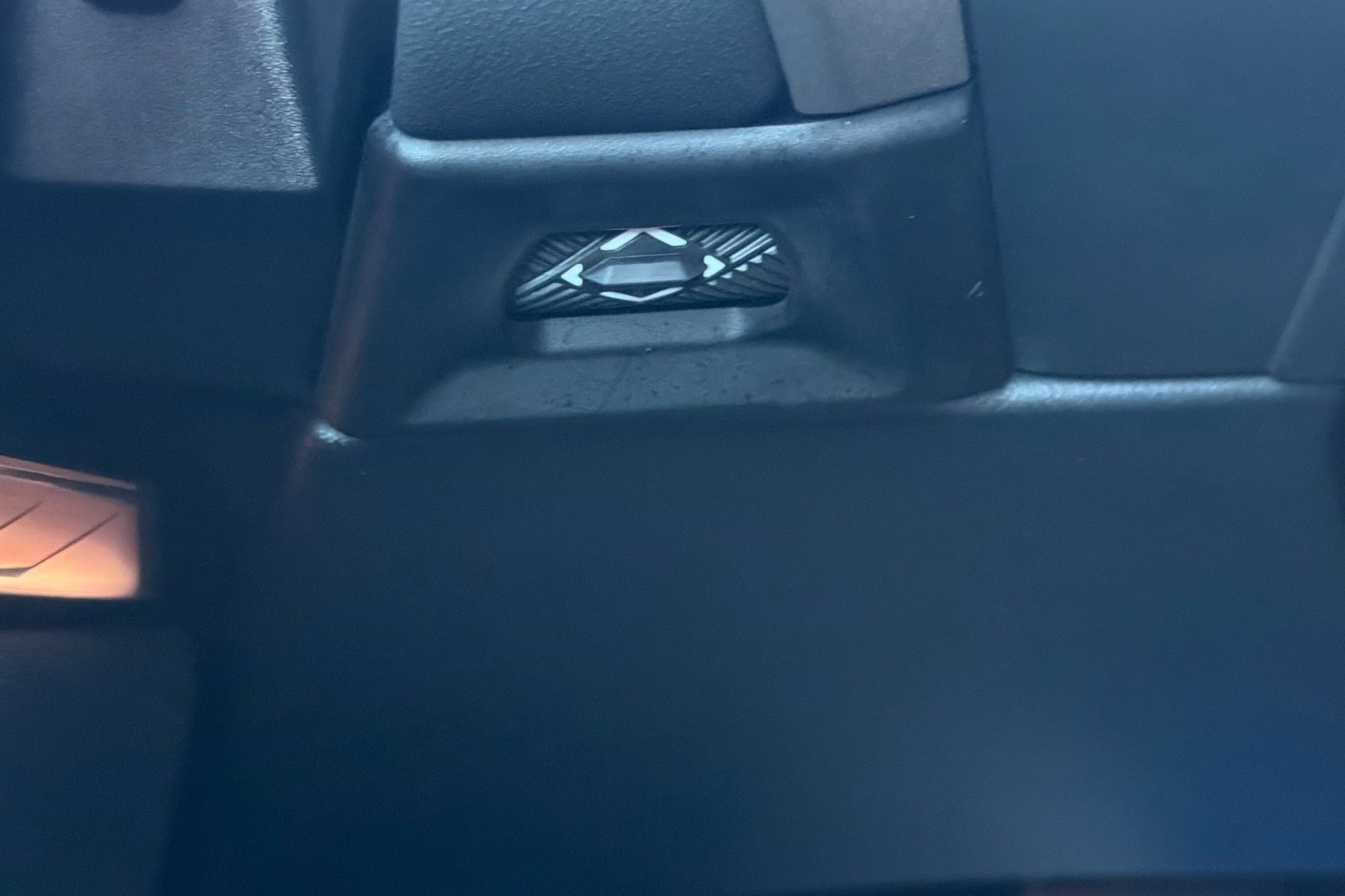 Used 2025 BMW X3 xDrive30i w/ Convenience Package image 37