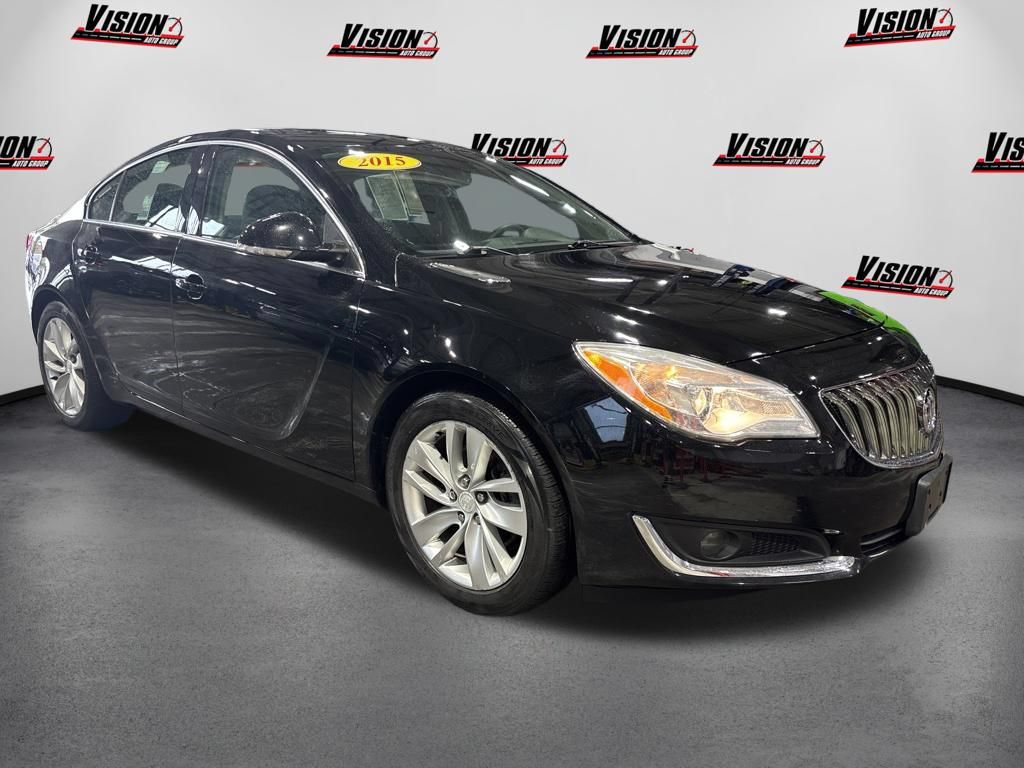 Used 2015 Buick Regal Premium w/ Experience Buick Package FWD image 3