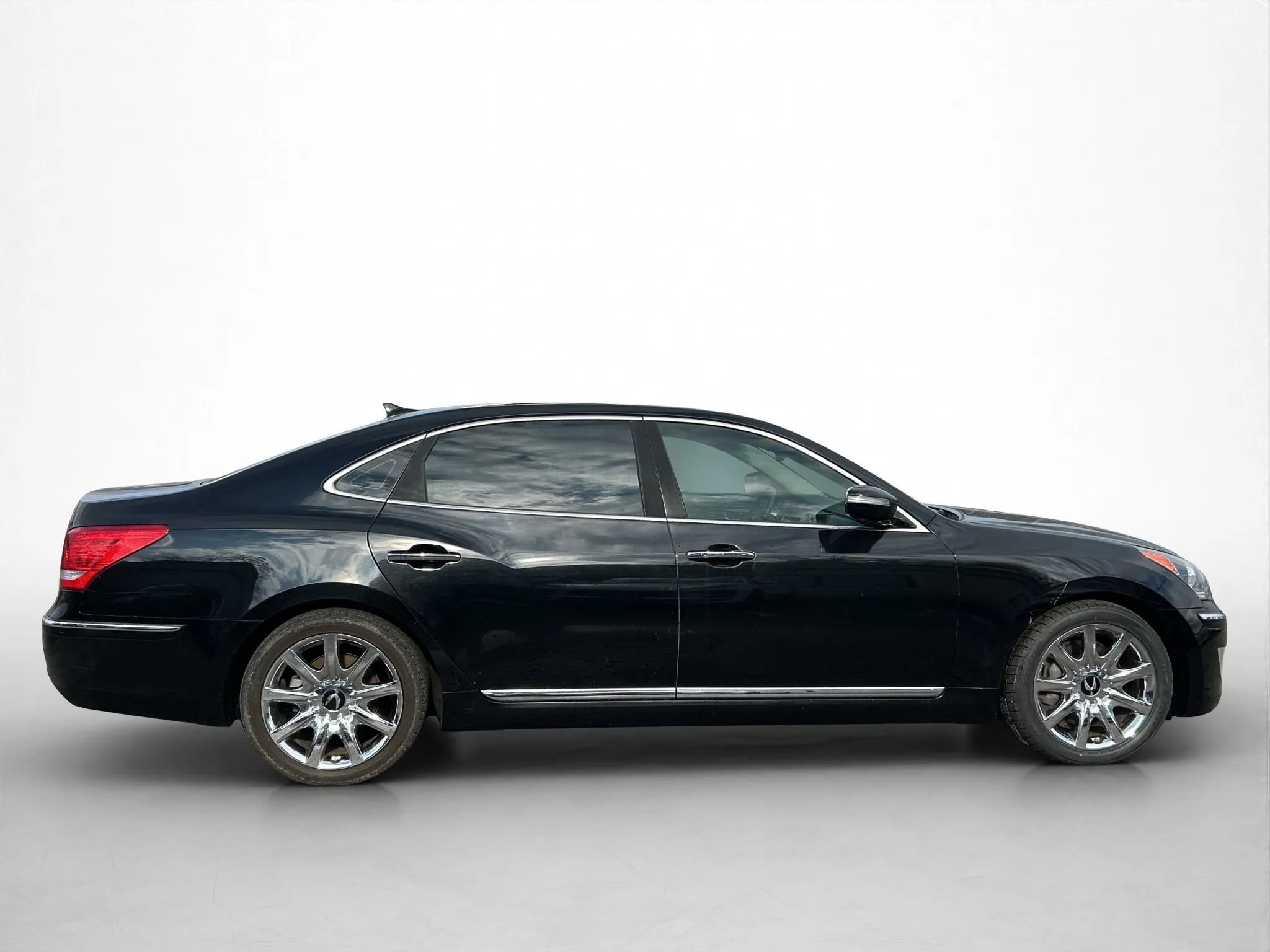 Used 2012 Hyundai Equus Signature image 6