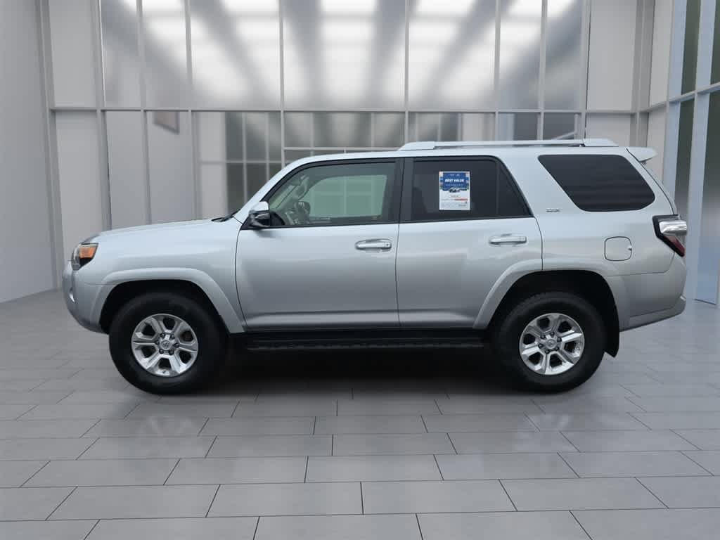 Used 2016 Toyota 4Runner SR5 Premium AWD/4WD image 6