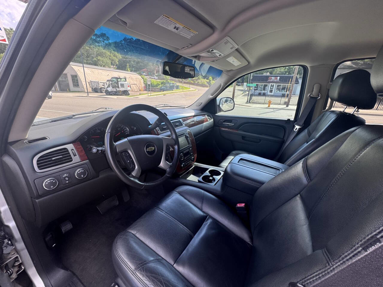 Used 2013 Chevrolet Tahoe LT AWD/4WD image 9