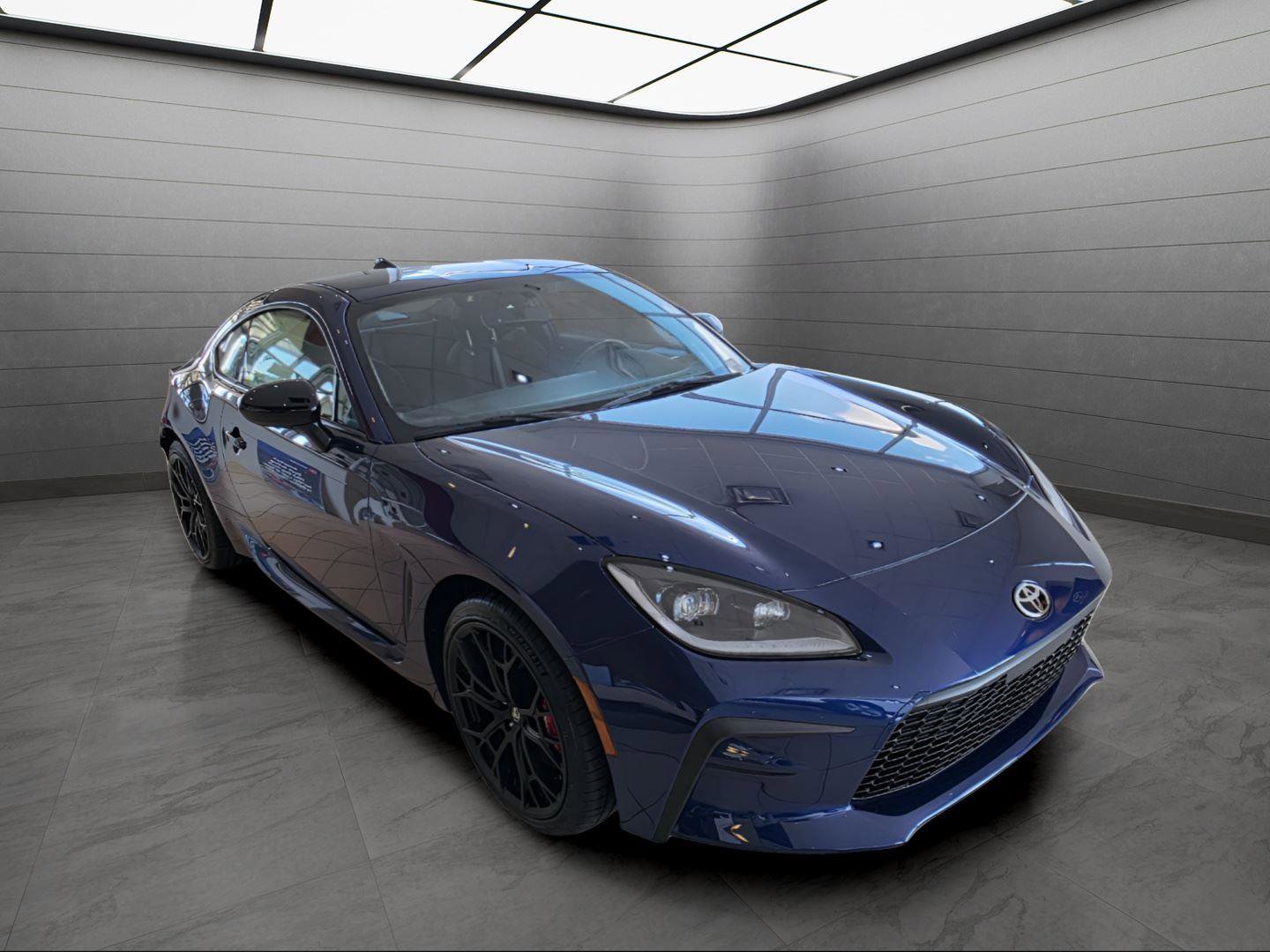 New 2025 Toyota GR86 Premium image 3