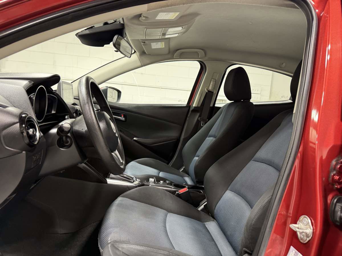 Used 2017 Toyota Yaris iA image 16