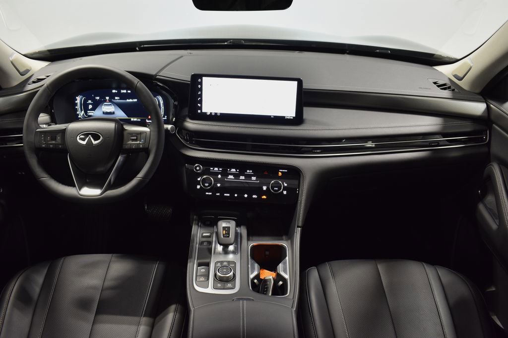 New 2026 INFINITI QX60 Luxe w/ Family Package image 13