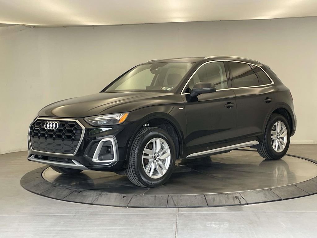Certified 2023 Audi Q5 2.0T Premium w/ Convenience Package AWD/4WD image 1