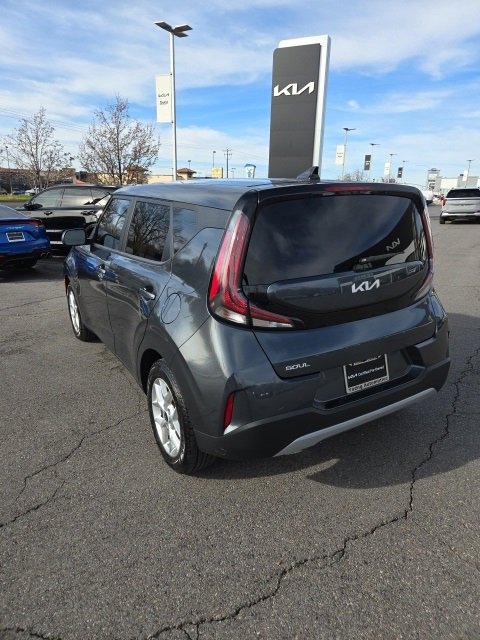 Certified 2023 Kia Soul S image 3