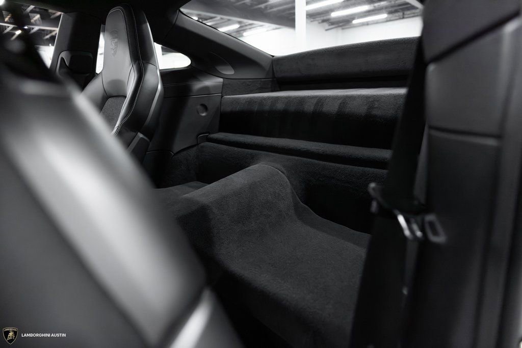 Used 2022 Porsche 911 GT3 image 32