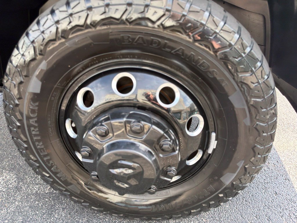 Used 2022 RAM 3500 Big Horn w/ Level C Equiment Group AWD/4WD image 9